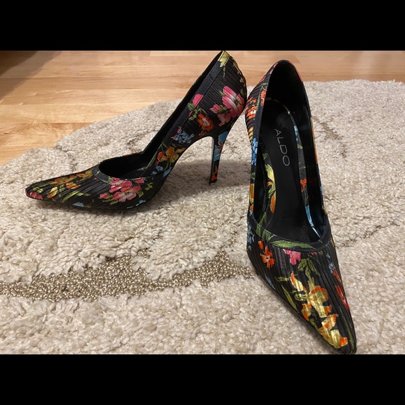 Meet your Posher, A - Picture 5 of 7